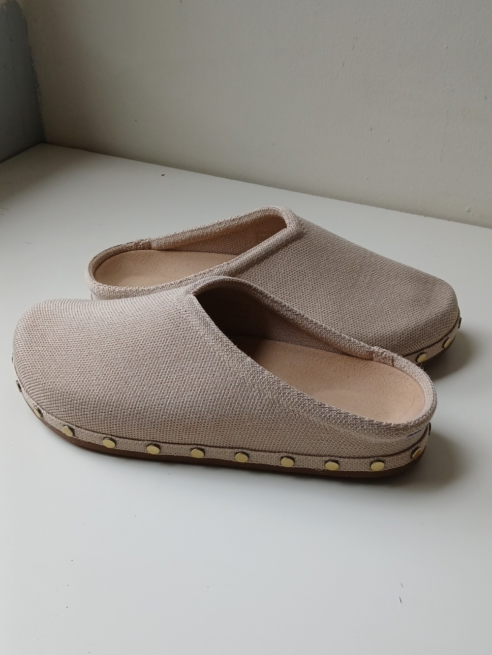 Rothy's Casual Clog Gold Stud Detail Cream Women's 9 - Picture 7 of 7